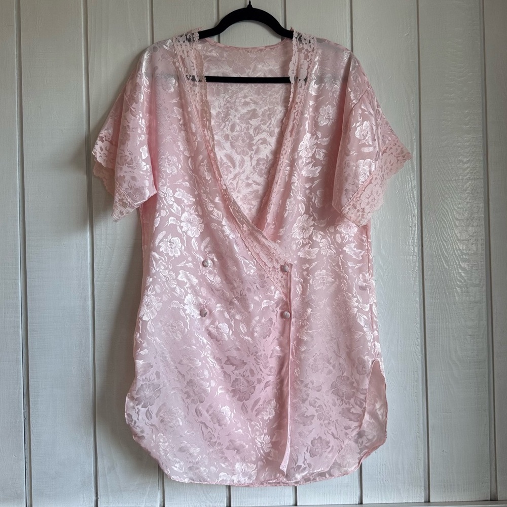 Vintage 90s Victoria’s Secret Pink Floral Slip